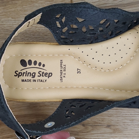 Spring Step Leather Cutout Sling Back Sandals - Picture 8 of 8